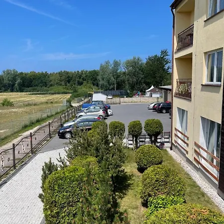 Cztery Pory Roku Hotel Ustronie Morskie Exterior photo